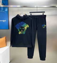 Picture of Versace SweatSuits _SKUVersaceM-5XLkdtn11330313